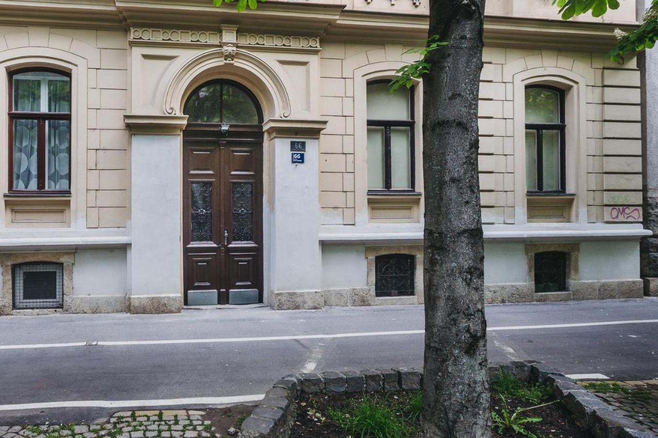 Mika Apartment And Studios Zagreb Eksteriør bilde